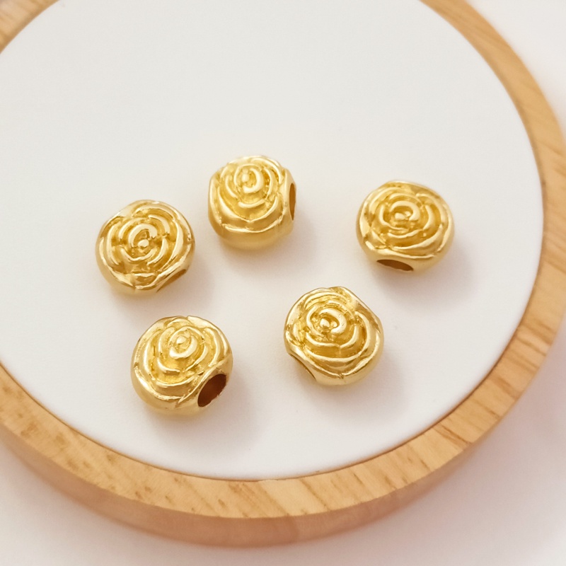 ลูกปัดกุหลาบสองด้าน diy วิธีโบราณอุปกรณ์เสริมทอง 18K ทองแดง Clad Gold Matte Gold สีการเก็บรักษาหลุมขนาดใหญ่