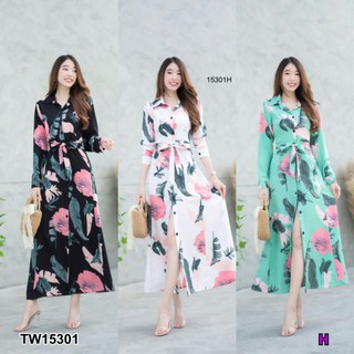 Maxi Dress แม็กซี่เดรสแขนยาว ติดกระดุมผ่าด้านหน้า