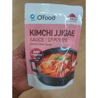 ซอสซุปกิมจิชิเก 120 กรัม โอฟู้ด BUDAE JJIGAE บูเดจิเกซอส (ซอสปรุงรสสำหรับทำหม้อไฟ รสแฮมและไส้กรอก)
1 ถุง = 140 กรัม Kimc