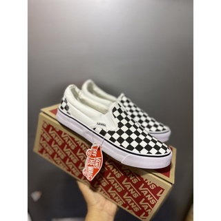 {พร้อมส่ง}รองเท้าผ้าใปแวนสวมตาราง ขาวดำ{Vans slip on}มีไซส์36ถึง45 ผู้หญิงและผู้ชาย