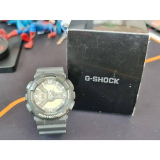 Casio G-Shock นาฬิกาข้อมือผู้ชาย สีเทา สายเรซิ่น รุ่น GA-110C-1A ของแท้มือสอง