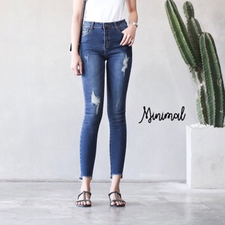 High waist jeans with rips