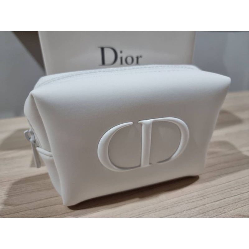 พร้อมส่งแท้ 💯% Dior Cosmetic Bag กระเป๋าดิออร์สีขาว