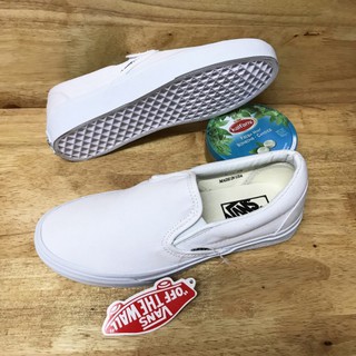 รองเท้าผ้าใบ Vans Slip-On สีขาวล้วน