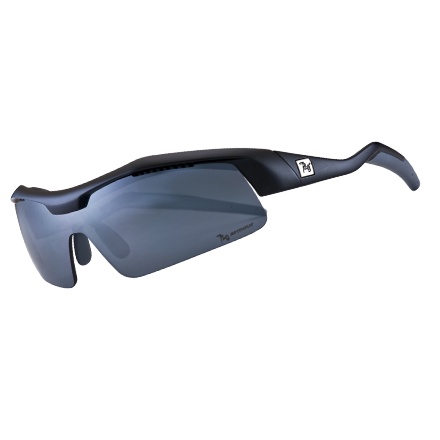 แว่นตากันแดด 720armour รุ่น Tack สีกรอบ Matte Black สีเลนส์ Polarized Smoke