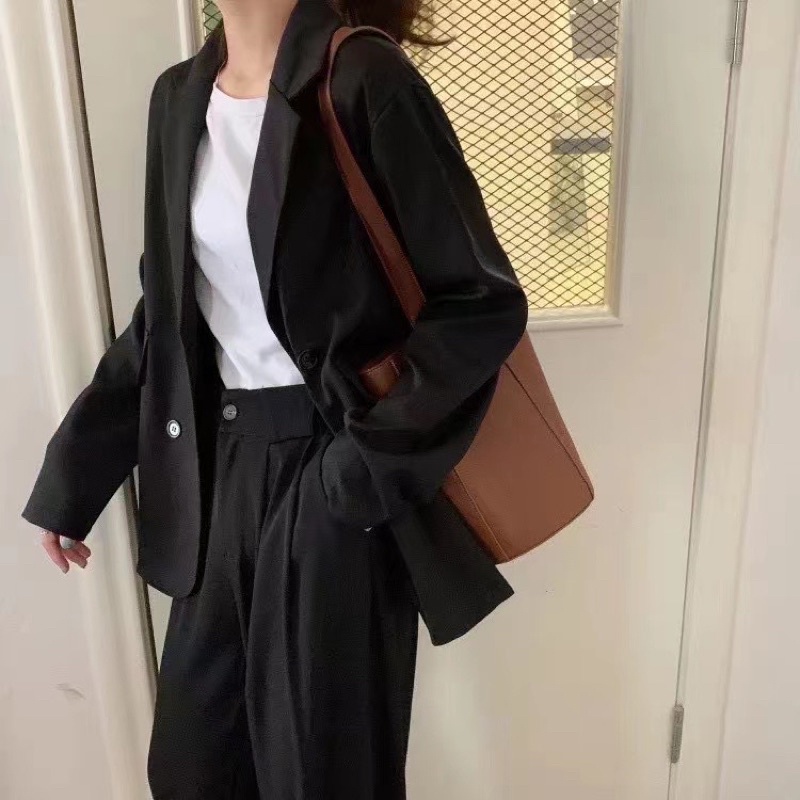 Seoul.Fluffy เสื้อสูท Blazer สูทแฟชั่นผู้หญิง เสื้อสูทโอเวอร์ไซส์ สไตล์เกาหลี พร้อมส่ง