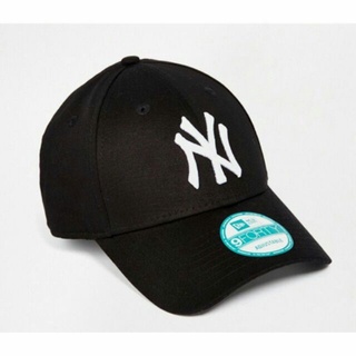 New Era 9Forty New York Yankees Cap

สีดำปักขาว