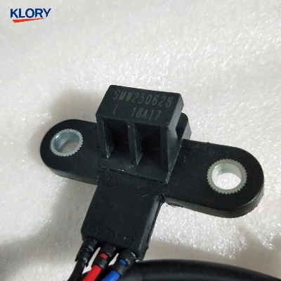 Crankshaft position sensor for Great wall GW4G63 soueast 4G63S4T engine OEM:SMW250628