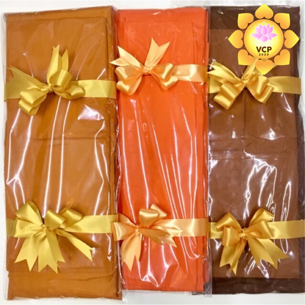 ผ้าไตรอาศัย ไตรแบ่ง(3ชิ้น) ผ้ามัสลิน สีแก่นบวร/ทอง(ส้ม)/พระราชทาน