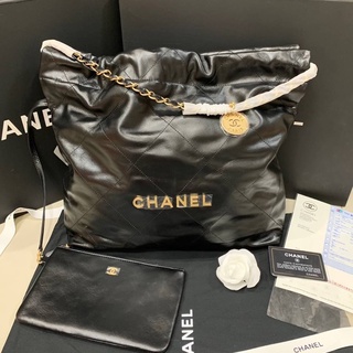 CHANEL HANDBAG SHINY CALFSKIN &amp; GOLD-TONE METAL กระเป๋าสะพายไหล่ แบรนด์ชาแนล กระเป๋าทรงขนมจีบ หูรูด บักเก็ต หนังแท้