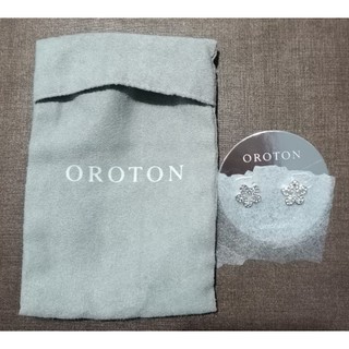 ต่างหู​Oroton Australia CRISTAL Erng-flower ราคา​AUD $55.00