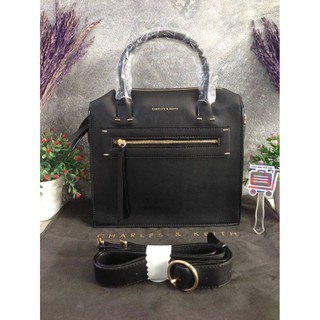 ZIPPER DETAIL HANDBAG