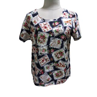 เสื้อแขนสั้นออกตุ๊กตานิดๆสีน้ำเงินลายดอกไม้ รอบอก 36 นิ้ว