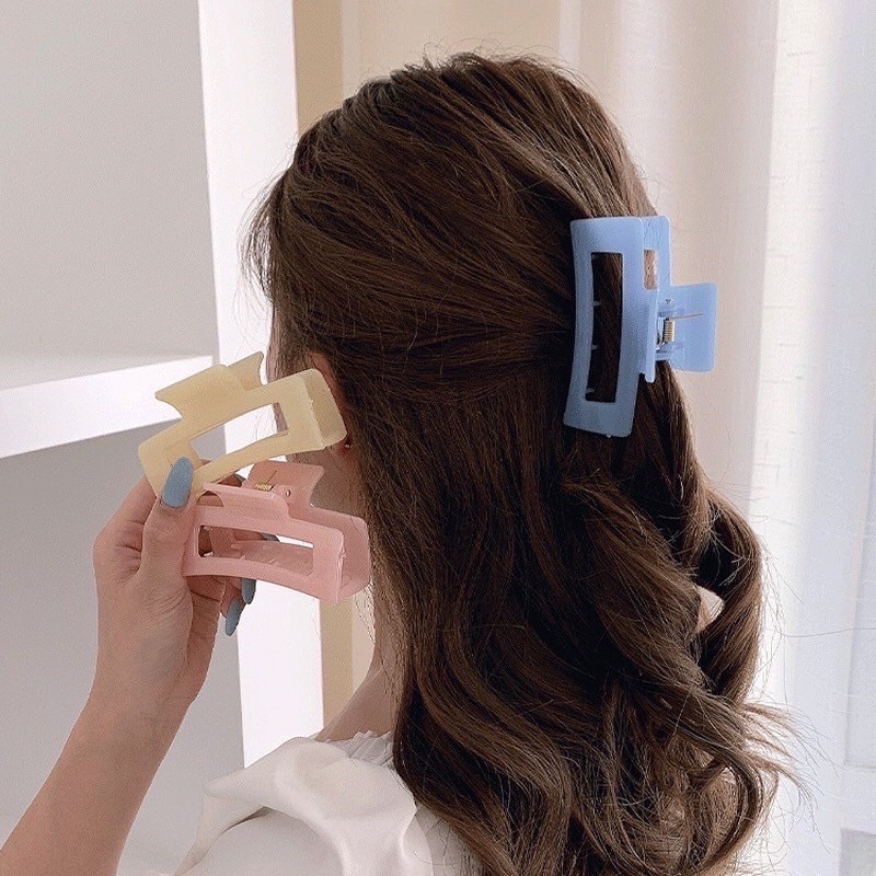 GJR-[กรอกโค้ด KKVZF ลด15%] กิ๊บพลาสติกเจลลี่เกาหลีขนาดกลาง พร้อมส่งจากไทย