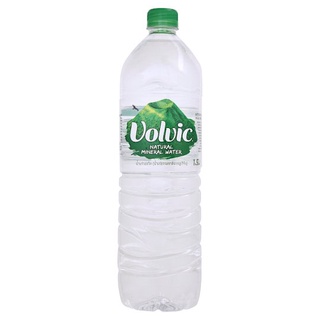 🔥สินค้าขายดี!! วอลวิค น้ำแร่ธรรมชาติ จากอูเวิร์น 1.5 ลิตร Volvic Natural Mineral Water 1.5L