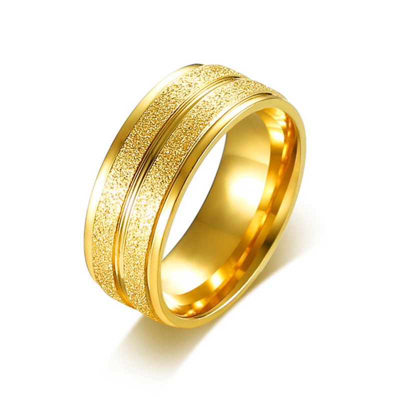 แหวนสําหรับผู้ชายสีทอง 8 มม.งานแต่งงานนิ้วมือชายสแตนเลส Jewery