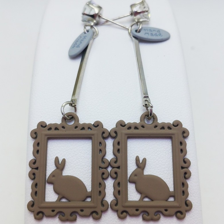 Nicha ต่างหูกระต่ายสีน้ำตาล