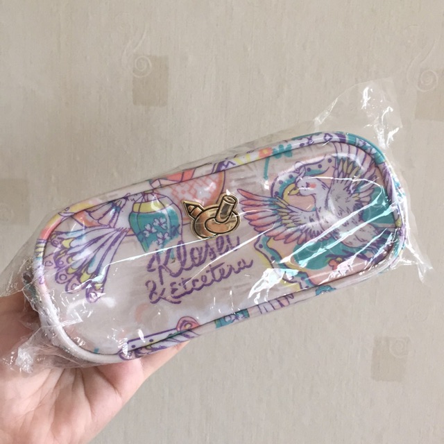 กระเป๋าดินสอ kloset