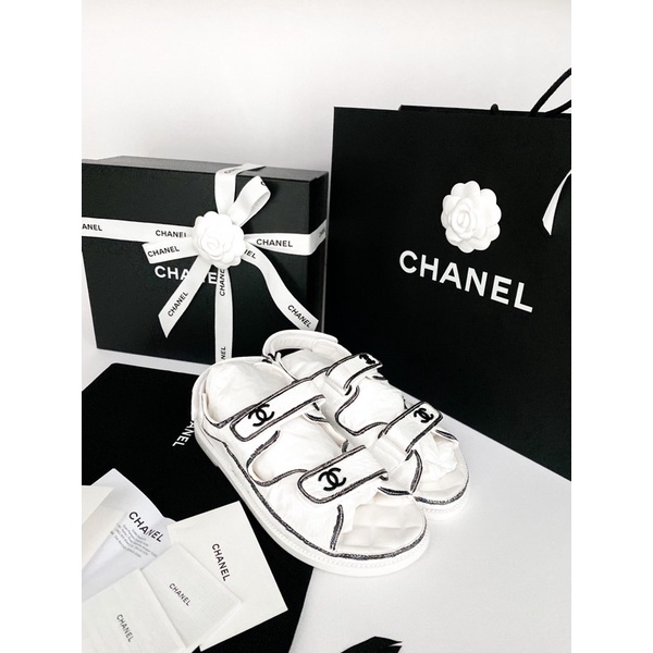 New Chanel Sandals White Year 2021 (Shop Thai Siam Paragon) แท้ 100% ไม่แท้ยินดีคืนเงิน