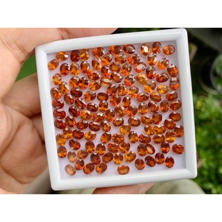 Spessartite โกเมนส้ม ขนาด 5x4 mm. พลอยดิบ สีส้มอมน้ำตาล ( 1 ชุด มี 2 กะรัตค่ะ )