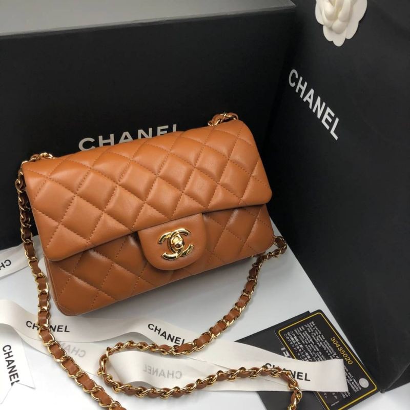 กระเป๋าสะพาย​ข้าง​ Chanel​