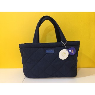 NaRaYa NL-01 กระเป๋าถือก้นมน สายแบน Nylon Bag