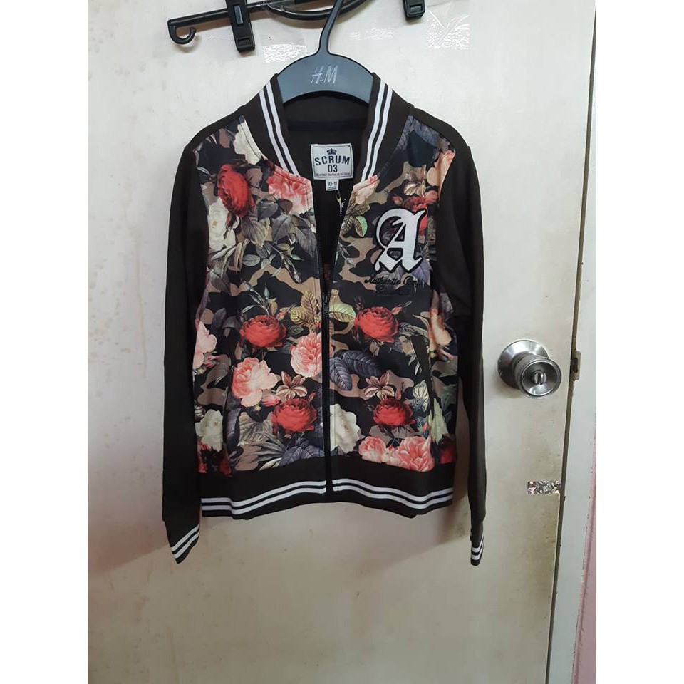แจ็คเก็ต AIIZ-ดอกไม้