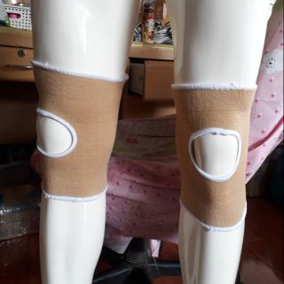 ที่พยุงหัวเข่า สีเนื้อ knee support