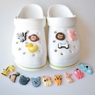 Cute Dog Jibitz Croc Pin Decoration Cartoon Cat Tigger Duck Shoe Buckle Pig Monkey Croccs Pin Jibbit Charm Crocks for Kids Clog Shoes Accessories