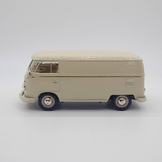 รถโมเดล สุดคลาสสิค ท้ายรถ+ประตูเปิดได้ WELLY 1:24 1963 volkswagen T1 Bus สีครีม