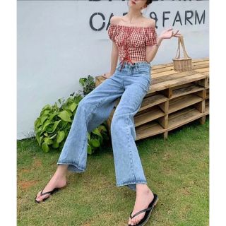 Nina Jeans กางเกงยีนส์ขากระบอกใหญ่ รุ่นนี้ ของจะขาดไซต์แล้วน๊า