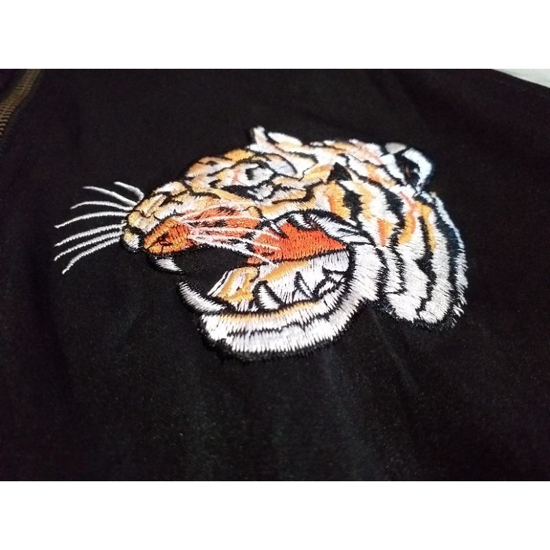 เสื้อแจ็คเก็ต SUKAJAN มือสอง