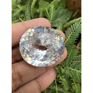 Cz White cubic zirconium 34x30mm 217 carats สีขาว  34x30 มม(เซนติเมตร)(1 เม็ด) หนักรวม 217 กะรัต