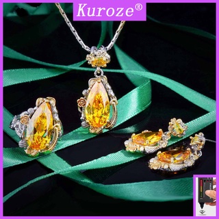 Kuroze สร้อยคอ ต่างหู แหวนอัญมณี ประดับเพชร สีเหลือง สองโทน