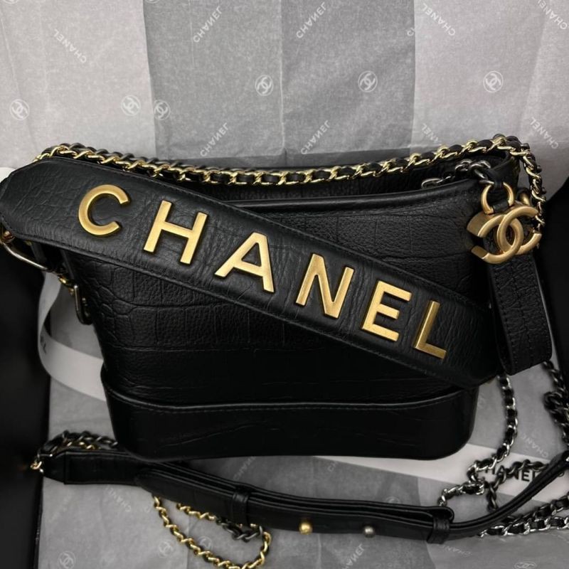 กระเป๋า​สะพาย​ข้าง​ Chanel​ หนังแท้ปั๊ม​ครบงานดีสุด