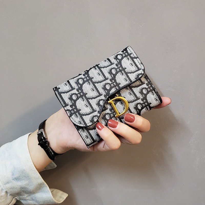แฟชั่น All-Match Pattern Letter D Buckle Coin Purse Simple Folding Hand Card Holder
