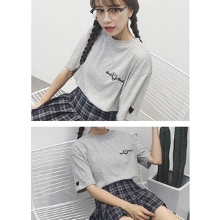 Heart planet embroidery korea t-shirt