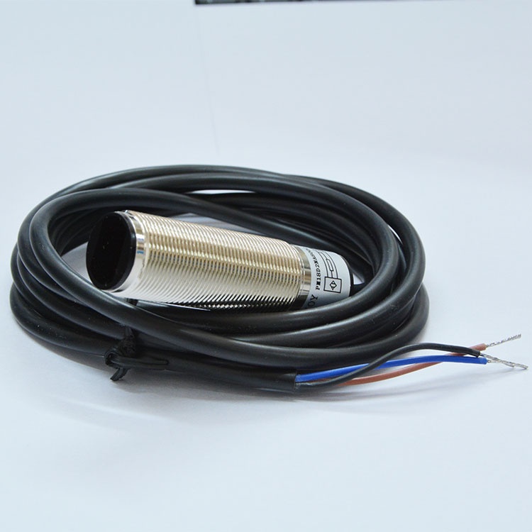 กระจายโฟโตอิเล็กทริคสวิตช์ pm18dpa800c pm18dna800 เพื่อตรวจจับฟิล์มใสวัตถุสีดํา 800 มม.