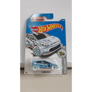 รถเหล็ก Hotwheels 12 FORD FIESTA สีฟ้า เบอร์ 28 (ib016)