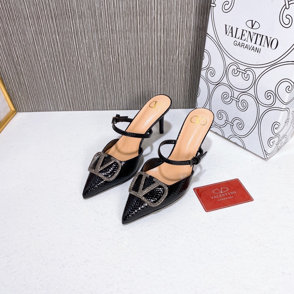 Valentino big V buckle sandals women's 2022 new snake pattern series pointed toe stiletto temperamen
