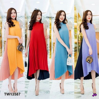 Maxi Dress เดรสยาวอัดพลีท แขนกุด ด้วย