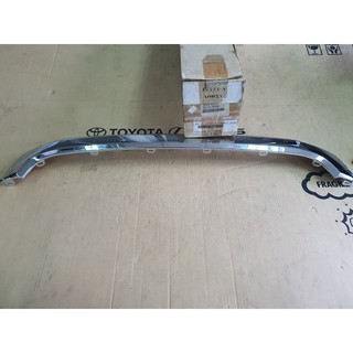 57. 53111-04290 หน้ากระจังล่างโครเมี่ยม Hilux Tiger KDN150 ปี 2004 (TTGSHO) ของแท้ศูนย์ Toyota