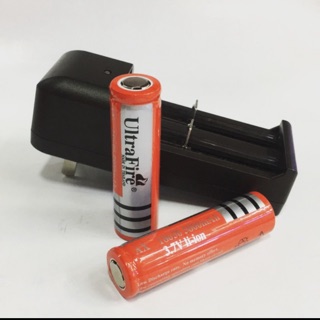 ถ่านชาร์จ18650/3.7V/5800mAh2ก้อนพร้อมแท่นชาร์จคู่1อัน