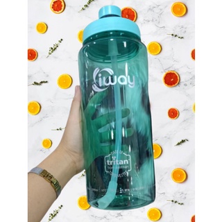 ขวดน้ำ ขนาดใหญ่ 2ลิตร (2000ml) สำหรับบรรจุน้ำดื่มแข็งแรง ทนทาน มีหูหิ้ว   มีให้เลือก 2 สี  รุ่นฝาเกลียว พร้อมส่ง