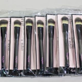 (ลดแรง 80% วันเดียวเท่านั้น!!!) รับประกันของแท้ 100% Cathy Doll แปรง Foundation Brush รุ่น High Quality คุณภาพระดับสูง