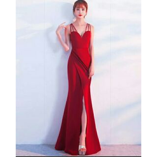 ชุดราตรียาวสามสายคล้องไหล่แฟชั่นของผู้หญิงเซ็กซี่ คอV  สีแดง size M