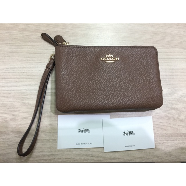 Coach 2ซิป ของแท้ ไซร์ s นะคะ(มือสอง)