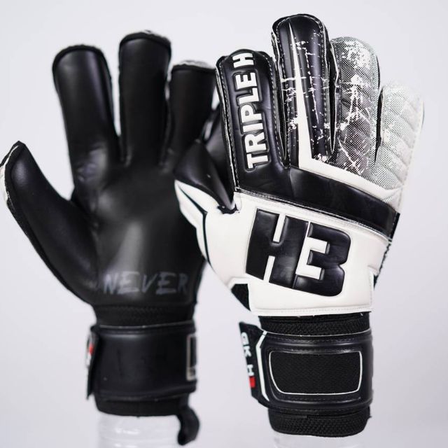 ถุงมือผู้รักษาประตูH3ตัวใหม่