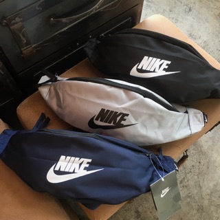 NIKE Heritage hips bag