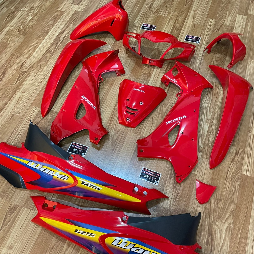 ชุดสี Wave 125 R รูใหญ่ 11 ชิ้น สีแดงล้วน(ท้ายตัดดำด้าน) ติดลายปี2002แดง - รูปที่ 2